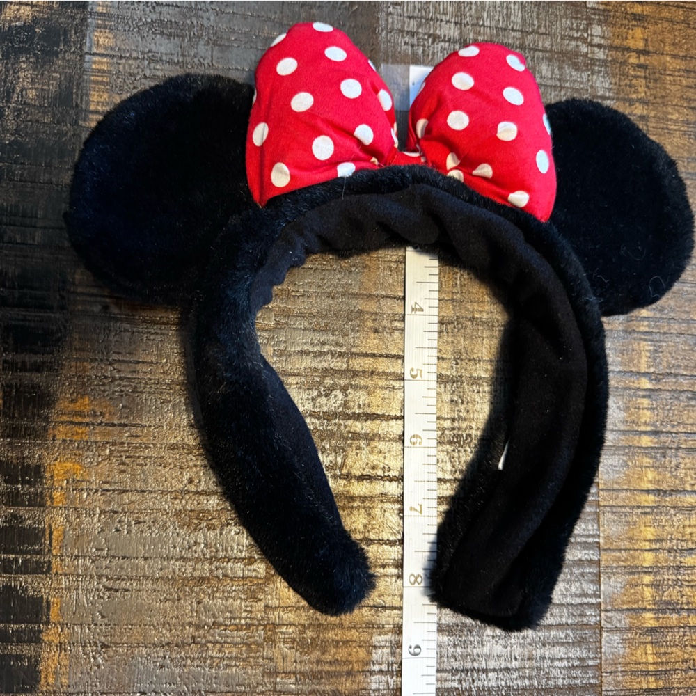 Disney Parks Fuzzy Fluff Minnie Mouse Black Ears Red Polka Dot Bow Ears Headband